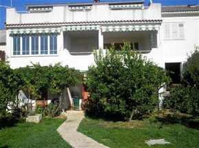 One-Bedroom Apartment in Barbat II